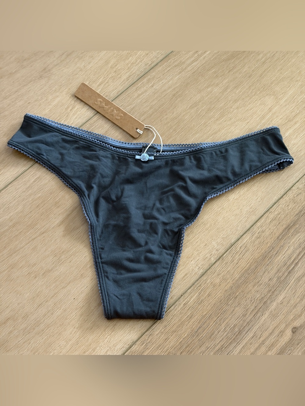 New skims underwear M